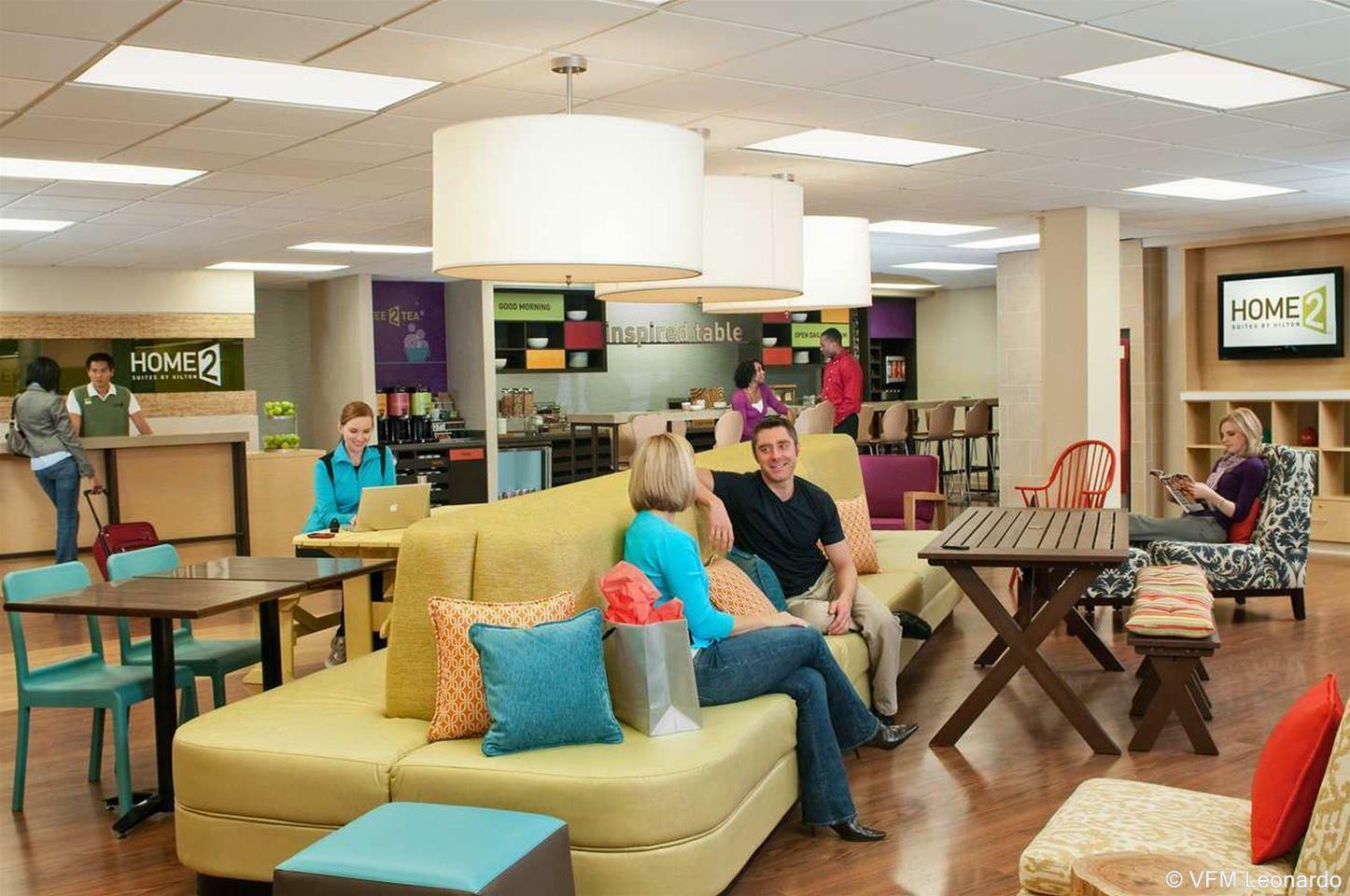 Home2 Suites By Hilton Columbus Restaurant photo